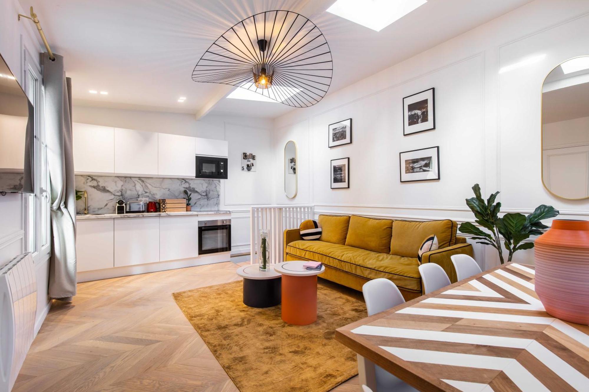 House With Terrasse - 3br-8p - Sacre Coeur Parijs